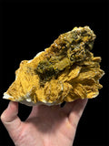 Baryte et Pyromorphite, Mine des Farges, Ussel, Corrèze, France.