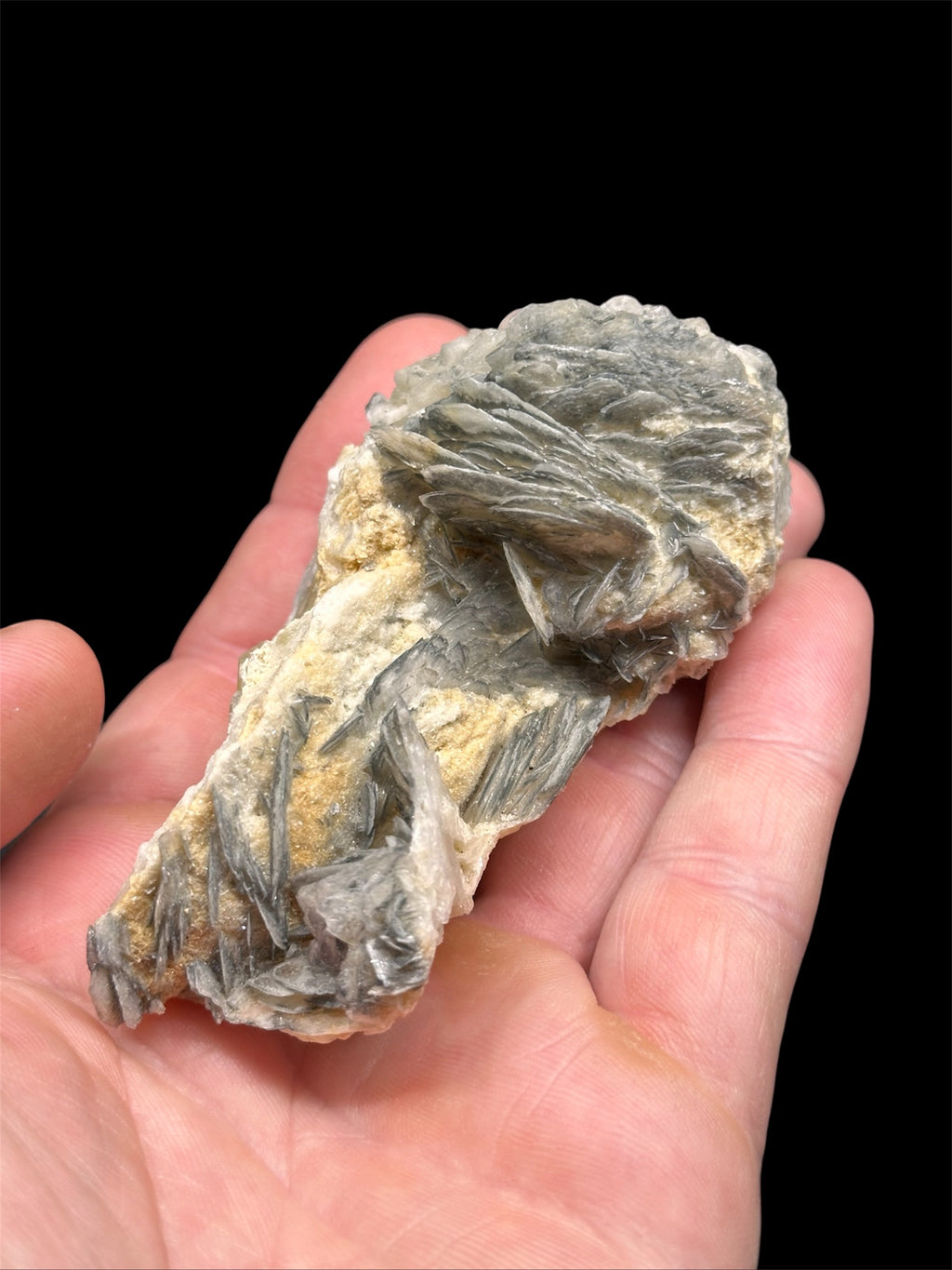 Baryte/Semseyite, Lubilhac, Brioude, France.