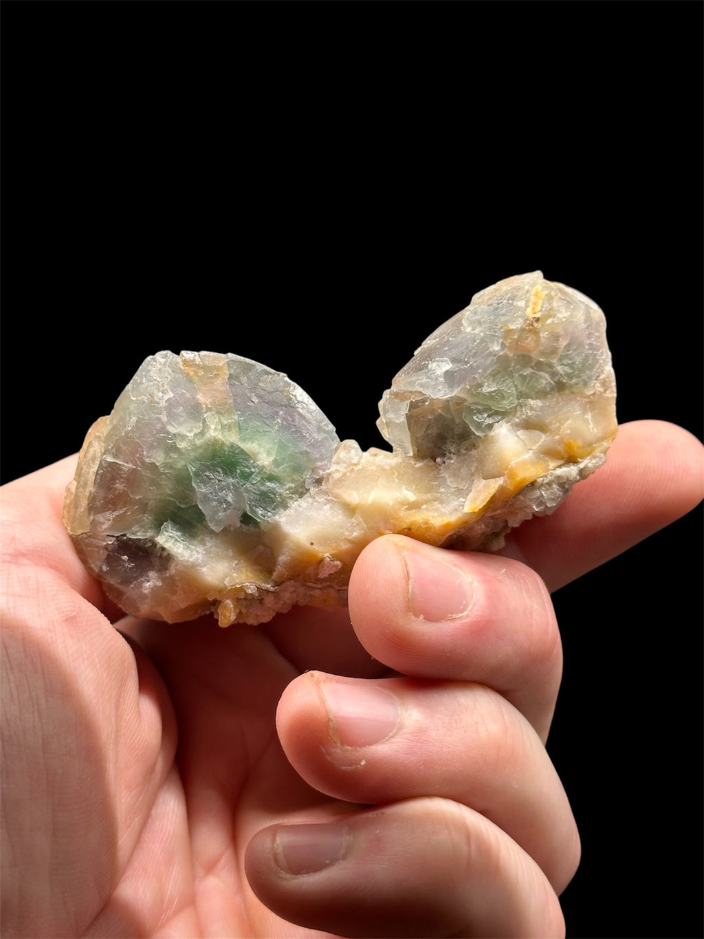 Fluorine « courbe », Mine de La Barre, Puy-de-Dôme, France.