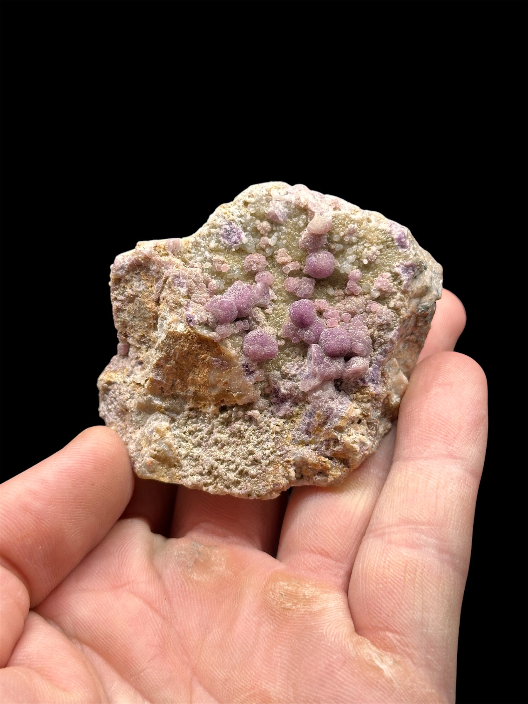 Fluorine, Buxières-Les-Mines, Allier, France.