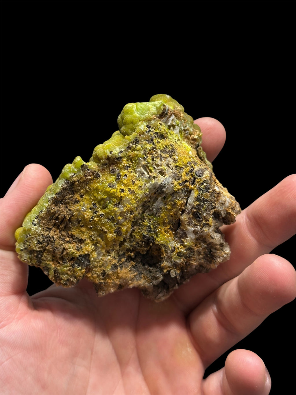 Pyromorphite, Mine de La Vidale, Asprières, Aveyron, France.